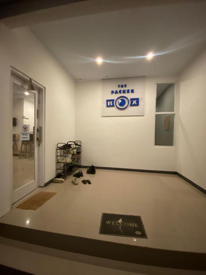 The Packerbox Hostel Batununggul Εξωτερικό φωτογραφία